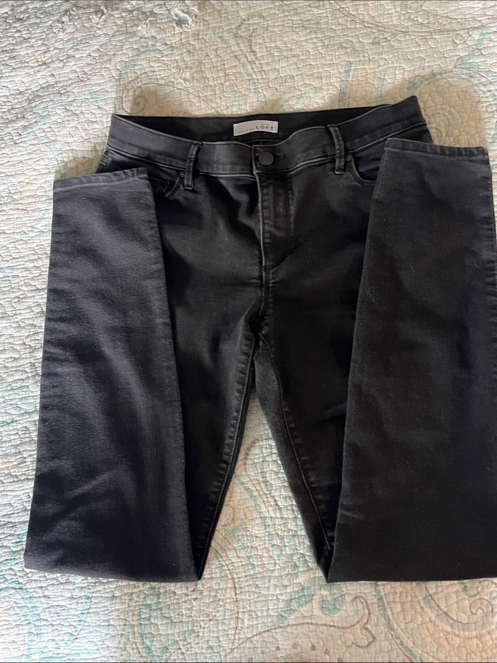 LOFT Black Skinny Jeans - Classic Slim Fit